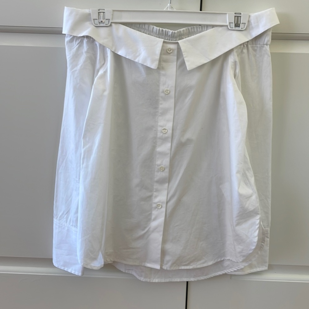 Club Monaco off the shoulder button down size 2